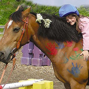 Ponyreiten auf Karls Erdbeerhof  in Zirkow - Reitschule Einhorn / Schülerfirma Rodeo Kids 